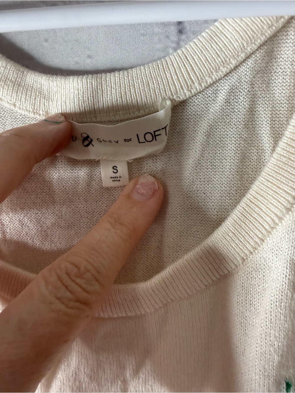 Lou and grey for Loft Cream Knit Tank with Orange Fruit Knit Motif small - Picture 6 of 6